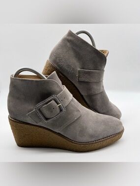 Jack Rogers Suede Wedge Ankle Boots Gray Womens 9M Buckle Everyday Casual‎